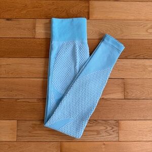 Blue Textured High-Waisted Workout Leggings - S